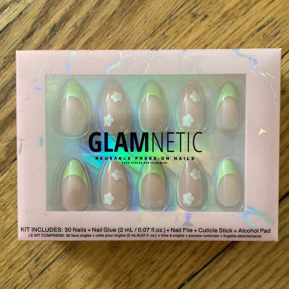 Glamnetic Limelight press on nails